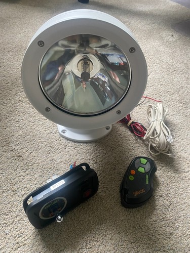 Spot light flood seadog - light,